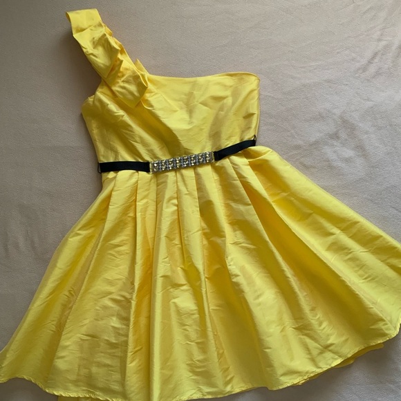 City Studio Dress - Picture 4 of 13